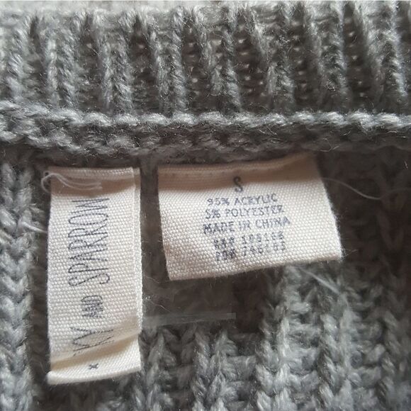 Sky and Sparrow Gray Sweater Size Small - Picture 5 of 7